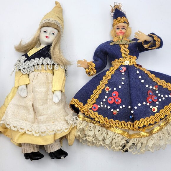 2 Old Vintage Ethnic Styled Lady   Porcelain Dolls in International Costume - Picture 1 of 14